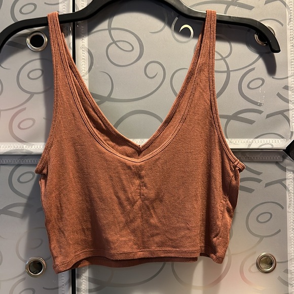 Pacsun Basics Cropped Tank Top - Picture 3 of 3